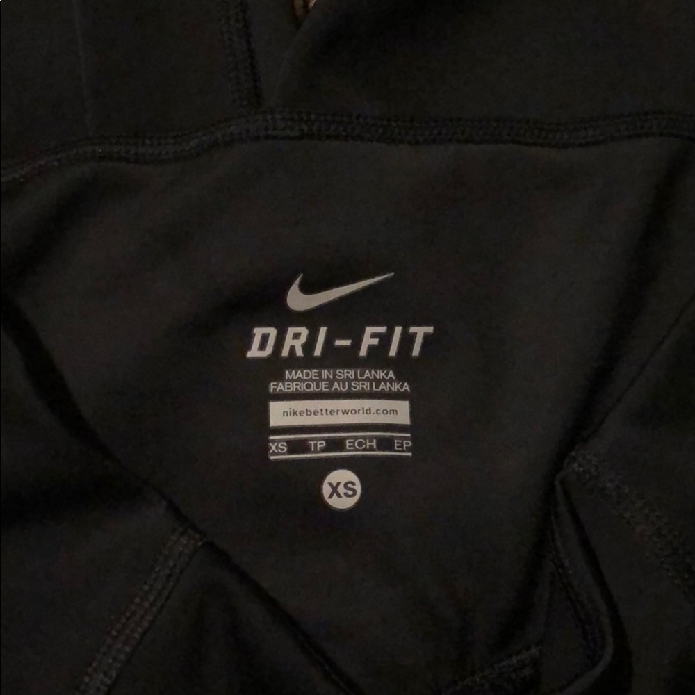 Nike - Picture 3 of 3